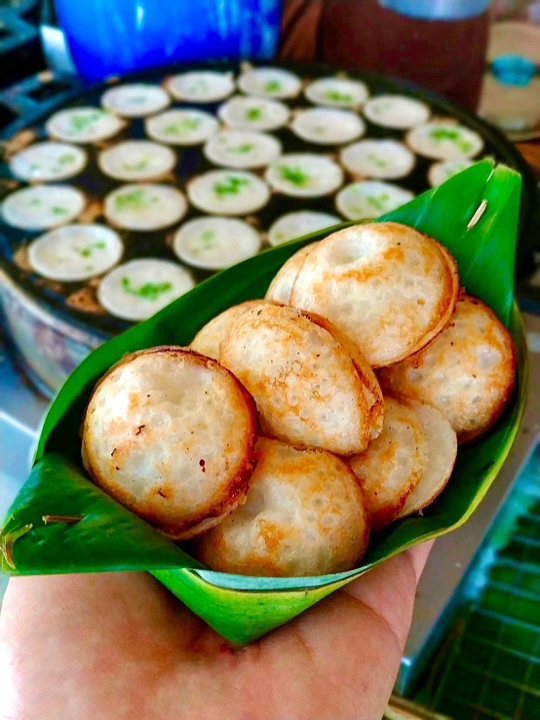 Pan Mold Thai Dessert Kanomkrok Thai Pancake Cast Iron Burnt Non-Stick 28 Holes Coconut Traditional Tea Party