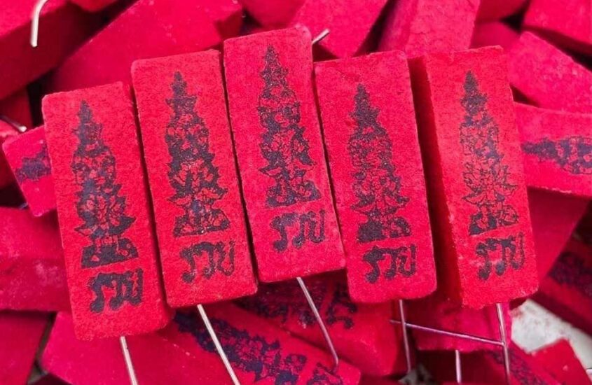 Thai Incense Stick Thao Wessuwan Red Lucky Number Lottery Fortune Incense Stick Wealth Money Amulet Thai 50 pieces